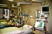 300px-contaminated_surfaces_increase_cross-transmission